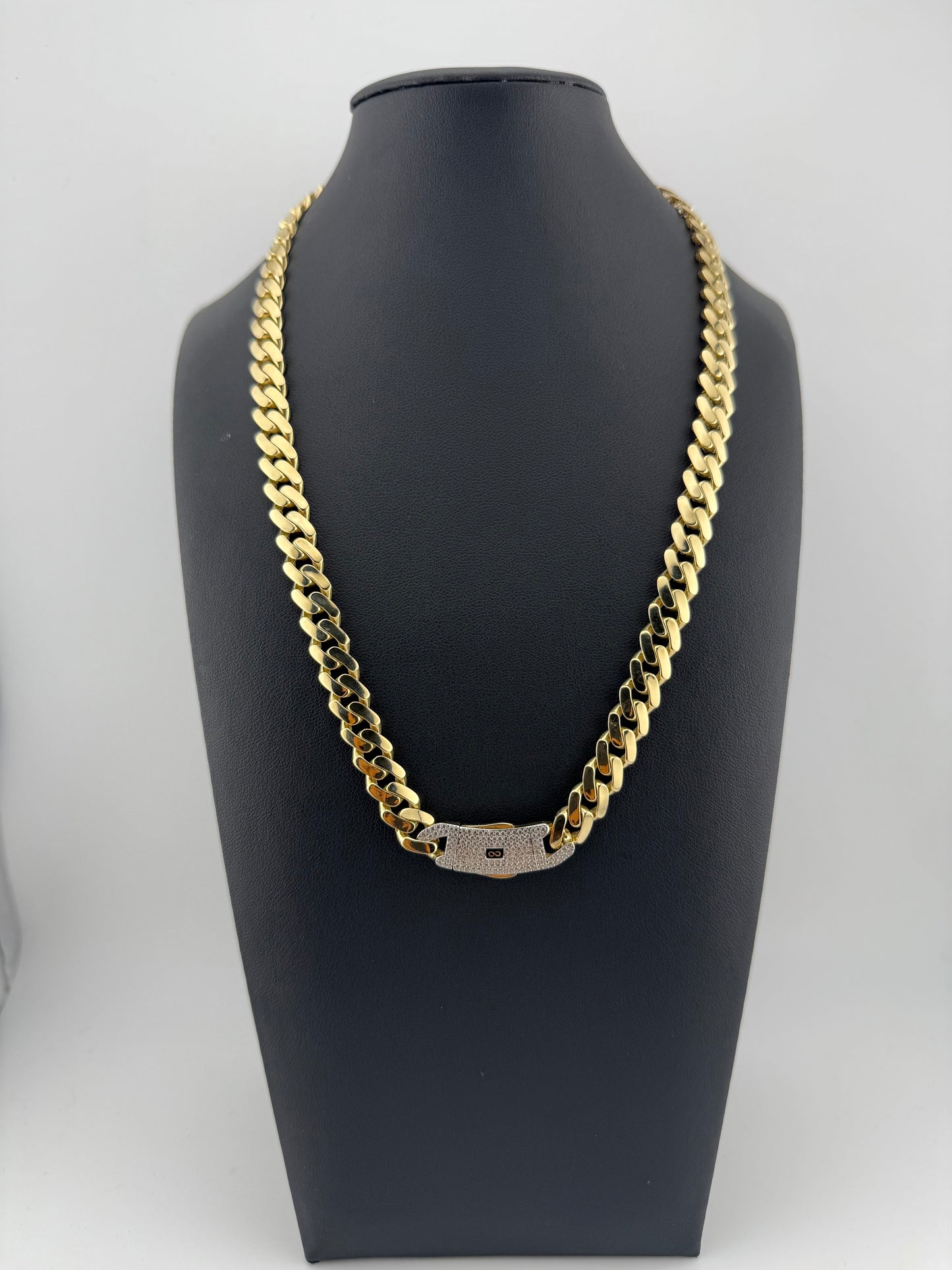 Cadena MÓNACO 20” 9mm ORO 14K