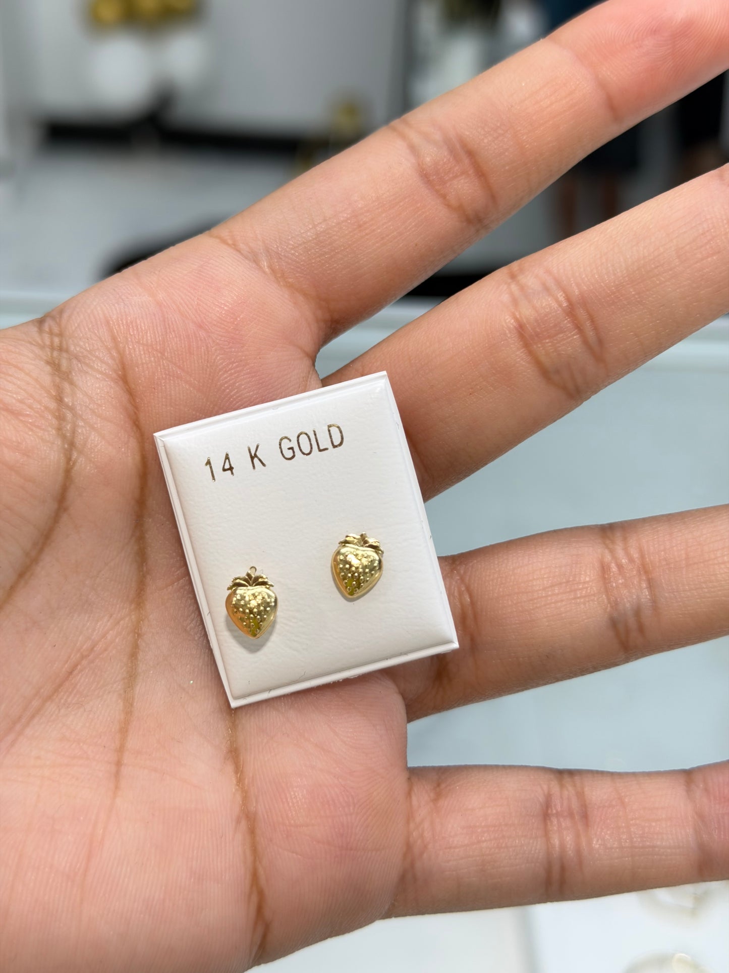 Women Earring (Strawberry)