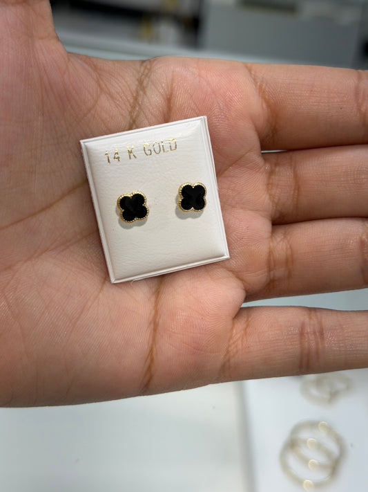 Women Earring (Black Flower)