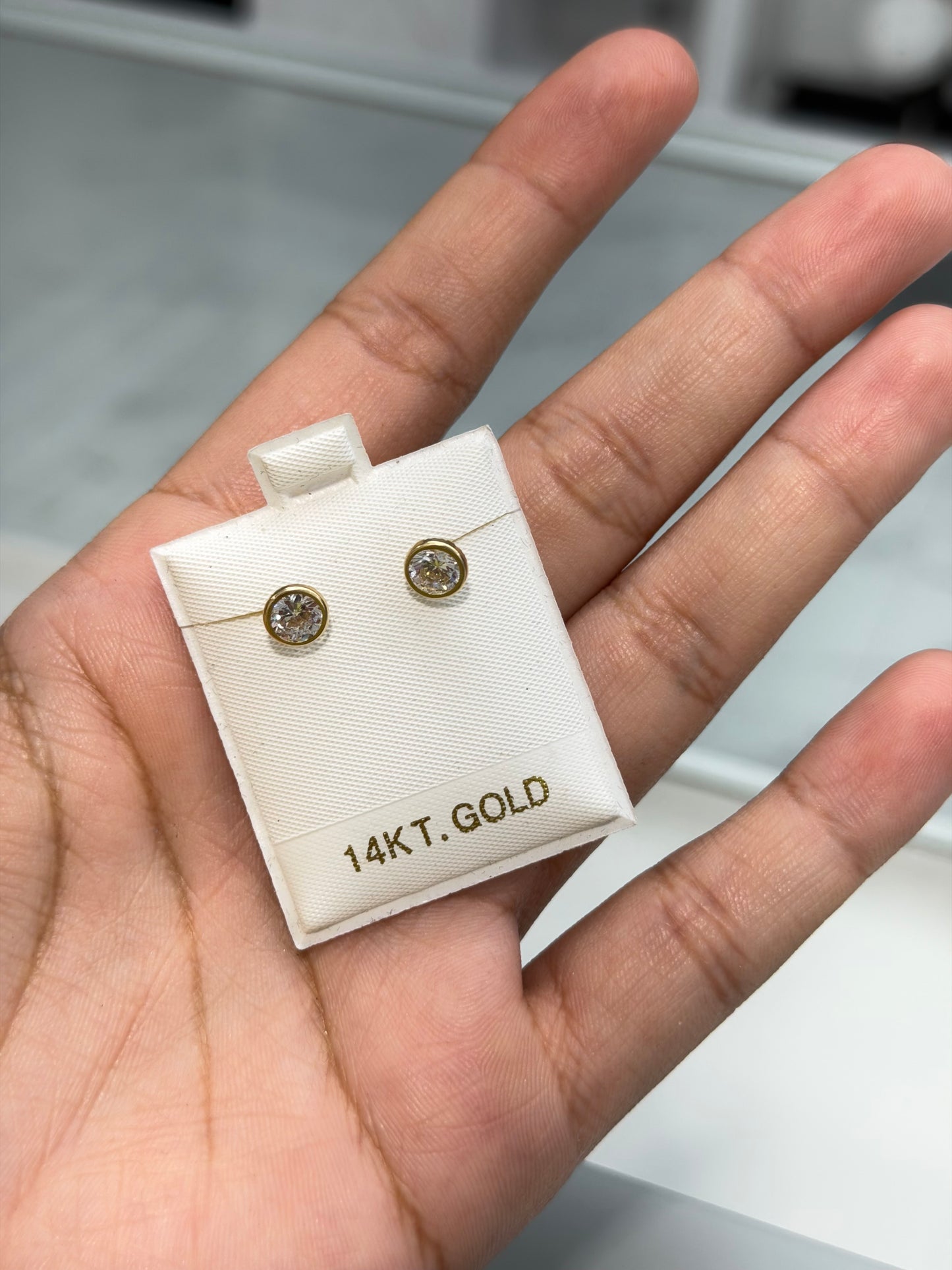 Women Earring ( Stone)