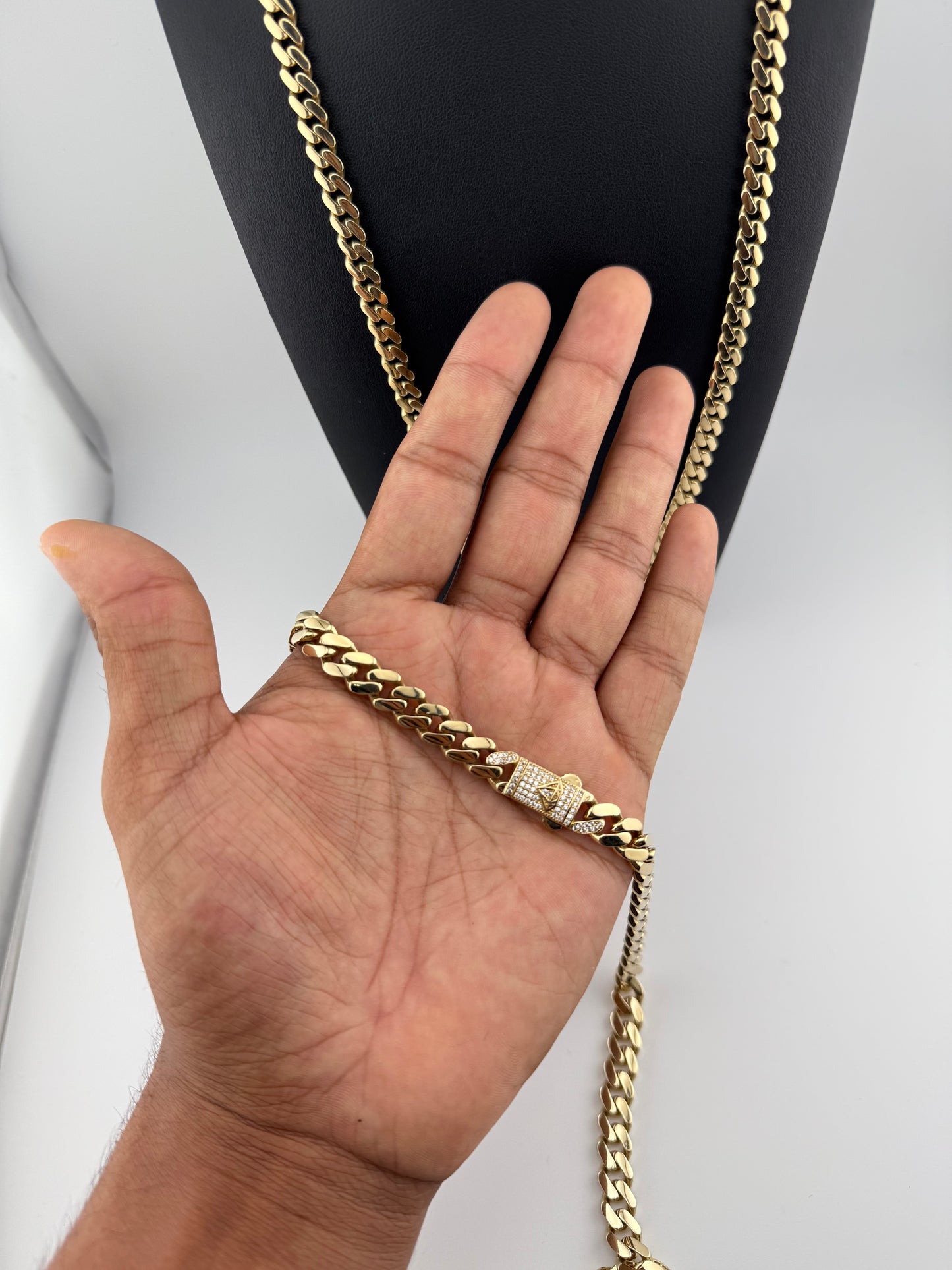 Cadena MONACO  24" 9mm ORO 14 K